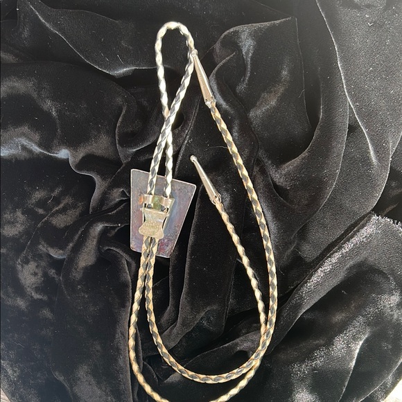 Vintage Navajo Turquoise and Coral Silver Bolo Tie Bennett Clasp - Picture 5 of 7